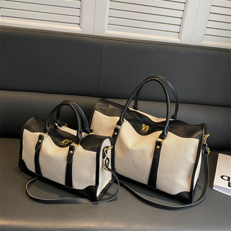 Large Capacity Travel Tote Secondary image